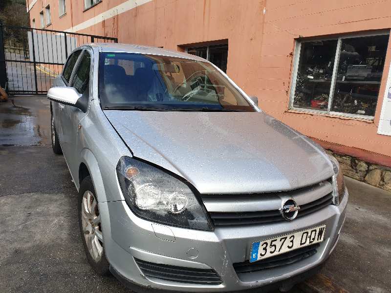 OPEL Astra J (2009-2020) Galinis kairys žibintas 24451835 18505157