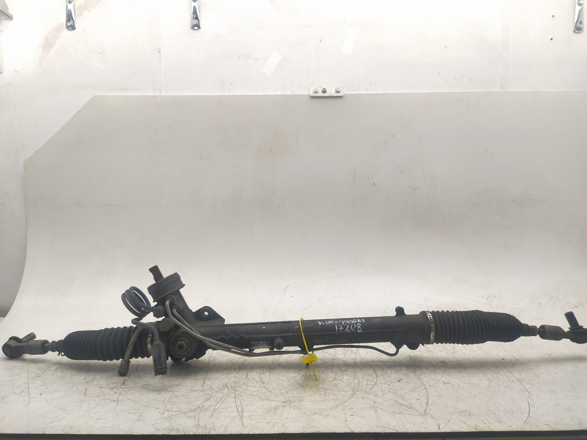 VOLKSWAGEN Passat B5 (1996-2005) Steering Rack 8D1422072A 25907192