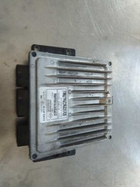 VAUXHALL Megane 2 generation (2002-2012) Engine Control Unit ECU 8200334419, 8200414354, 82856468MXG 18519724