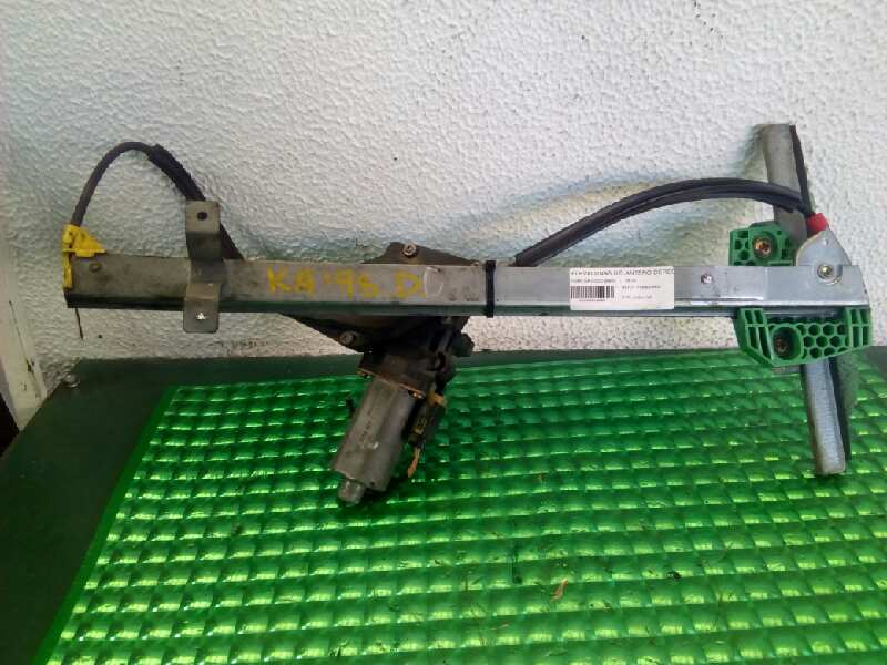 LAND ROVER Ka 1 generation (1996-2008) Front Right Door Window Regulator 0130821683 18404464