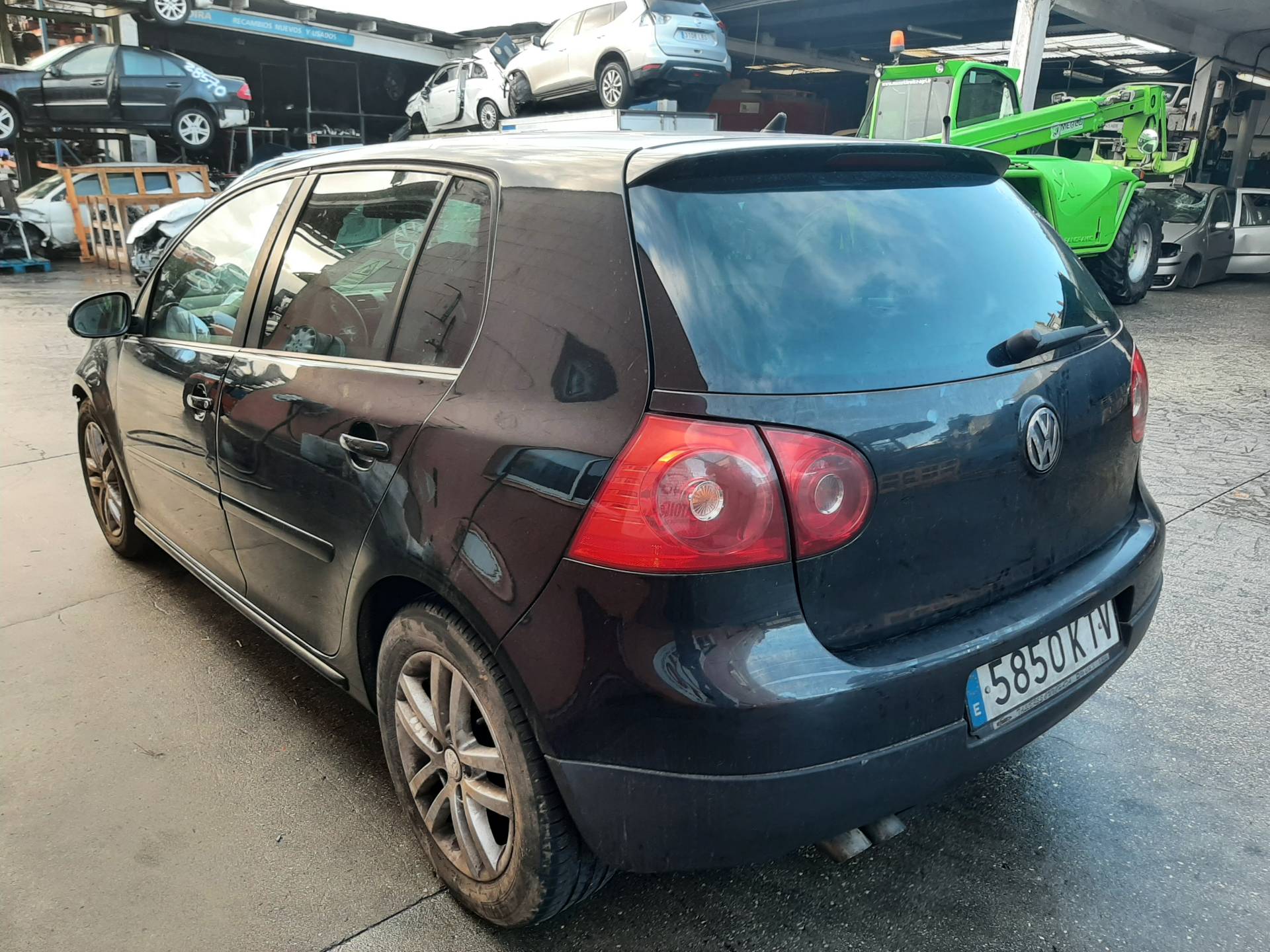 VOLKSWAGEN Golf 5 generation (2003-2009) Стеклоподъемник задней правой двери 1K4839462A 18573505