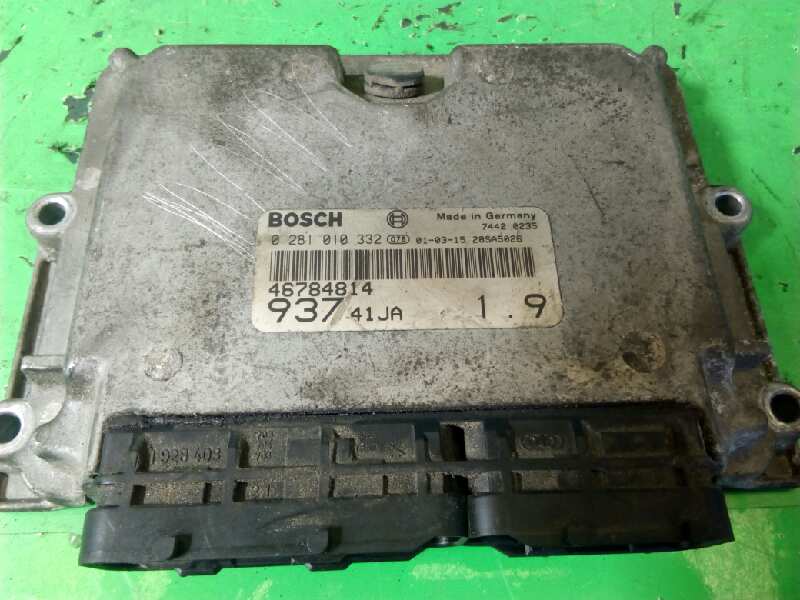 NISSAN 147 2 generation (2004-2010) Engine Control Unit ECU 0281010332 18421696