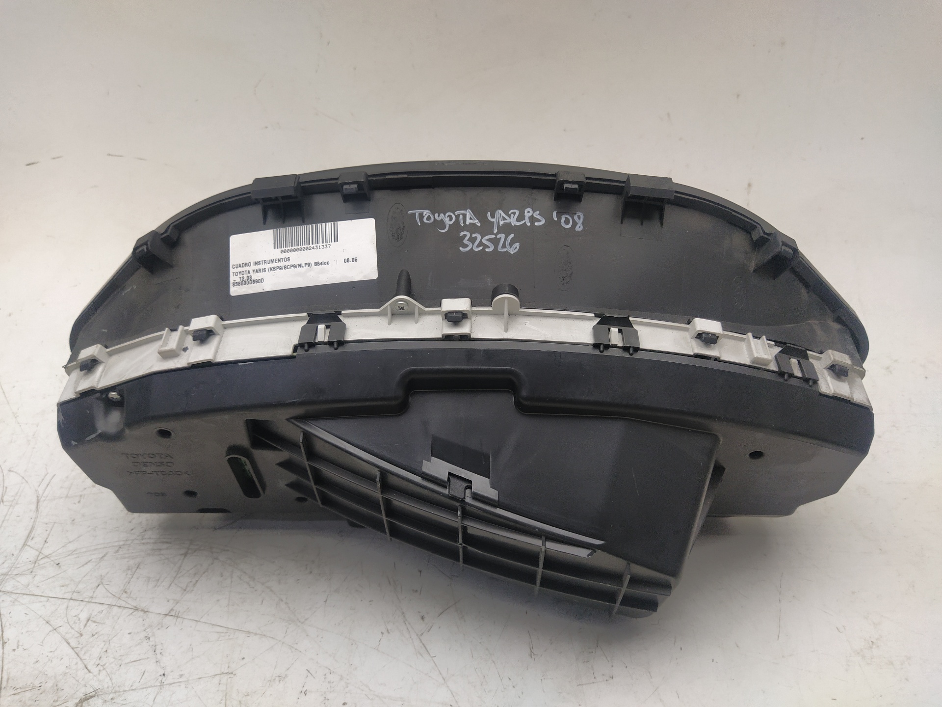 TOYOTA Yaris 2 generation (2005-2012) Compteur de vitesse 838000D690D 25798812