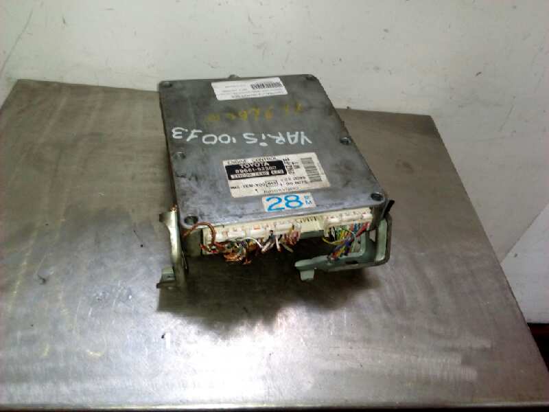 VOLKSWAGEN Yaris Verso 1 generation (1999-2006) Engine Control Unit ECU 8966152280 18393751