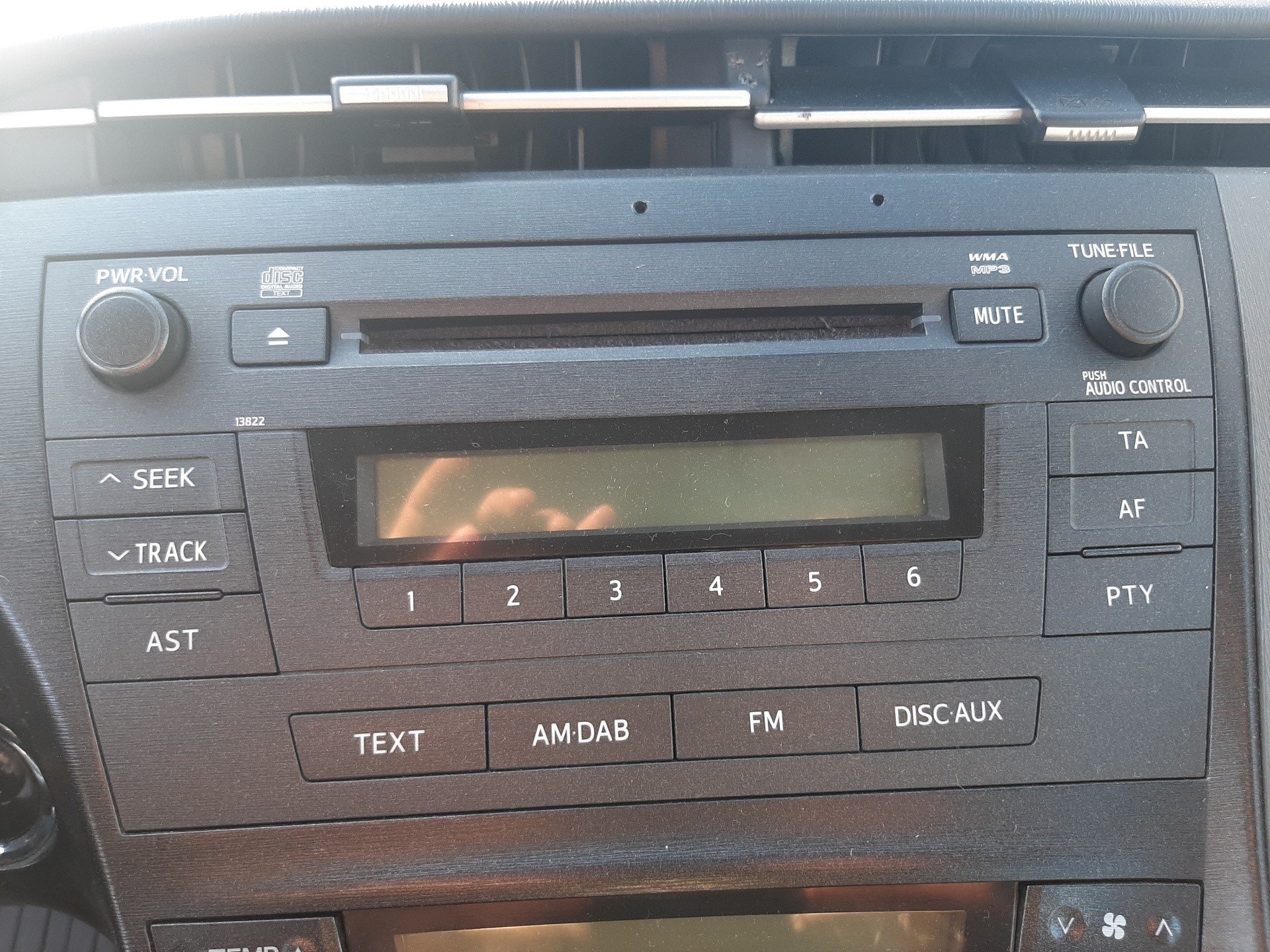 TOYOTA Prius 3 generation (XW30) (2009-2015) Muzikos grotuvas be navigacijos 8612047330 23721971