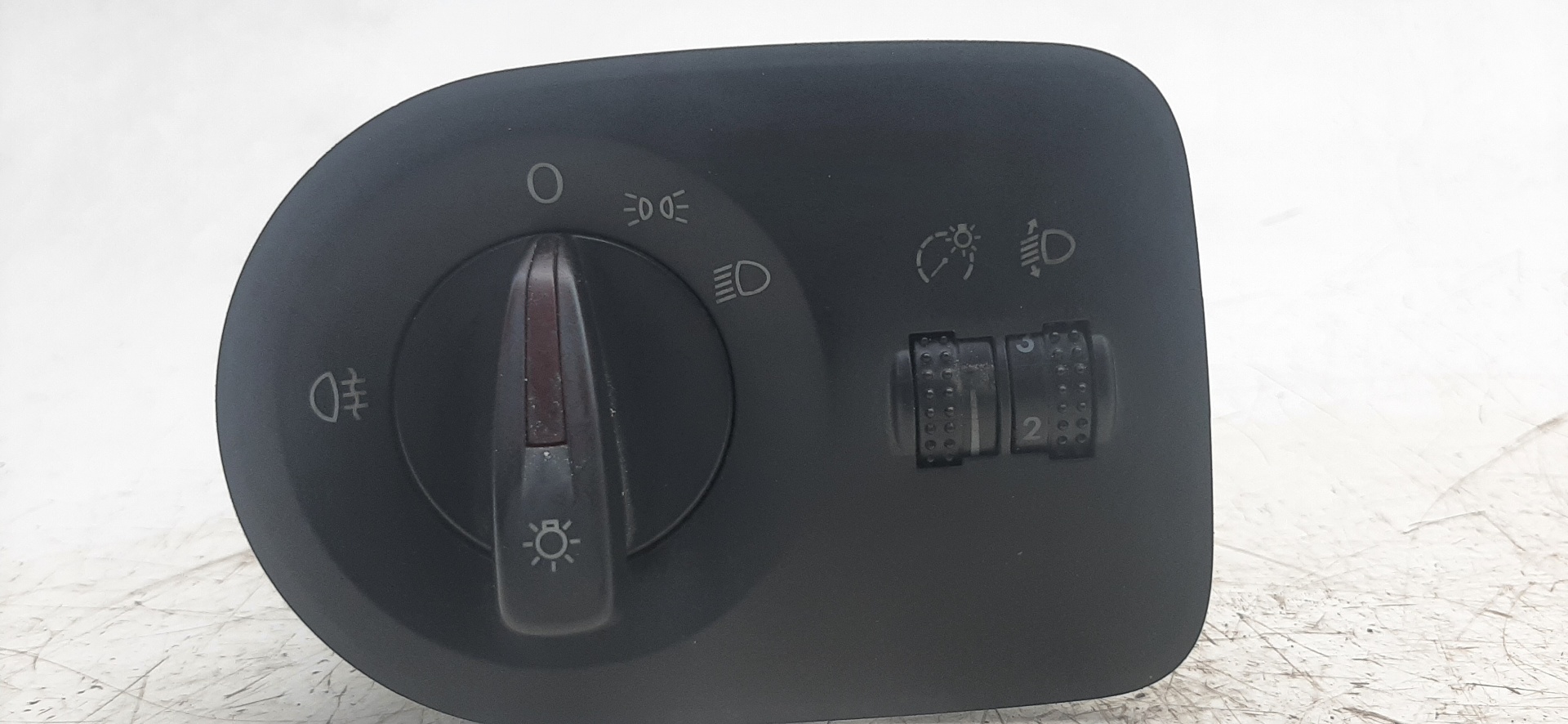 SEAT Ibiza 4 generation (2008-2017) Headlight Switch Control Unit 6J1941531H 18628097