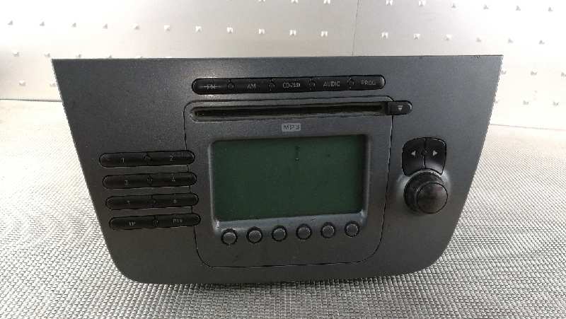 SEAT Toledo 3 generation (2004-2010) Music Player Without GPS 5P1035186B, 7646636366, 49075P5050171 18480498