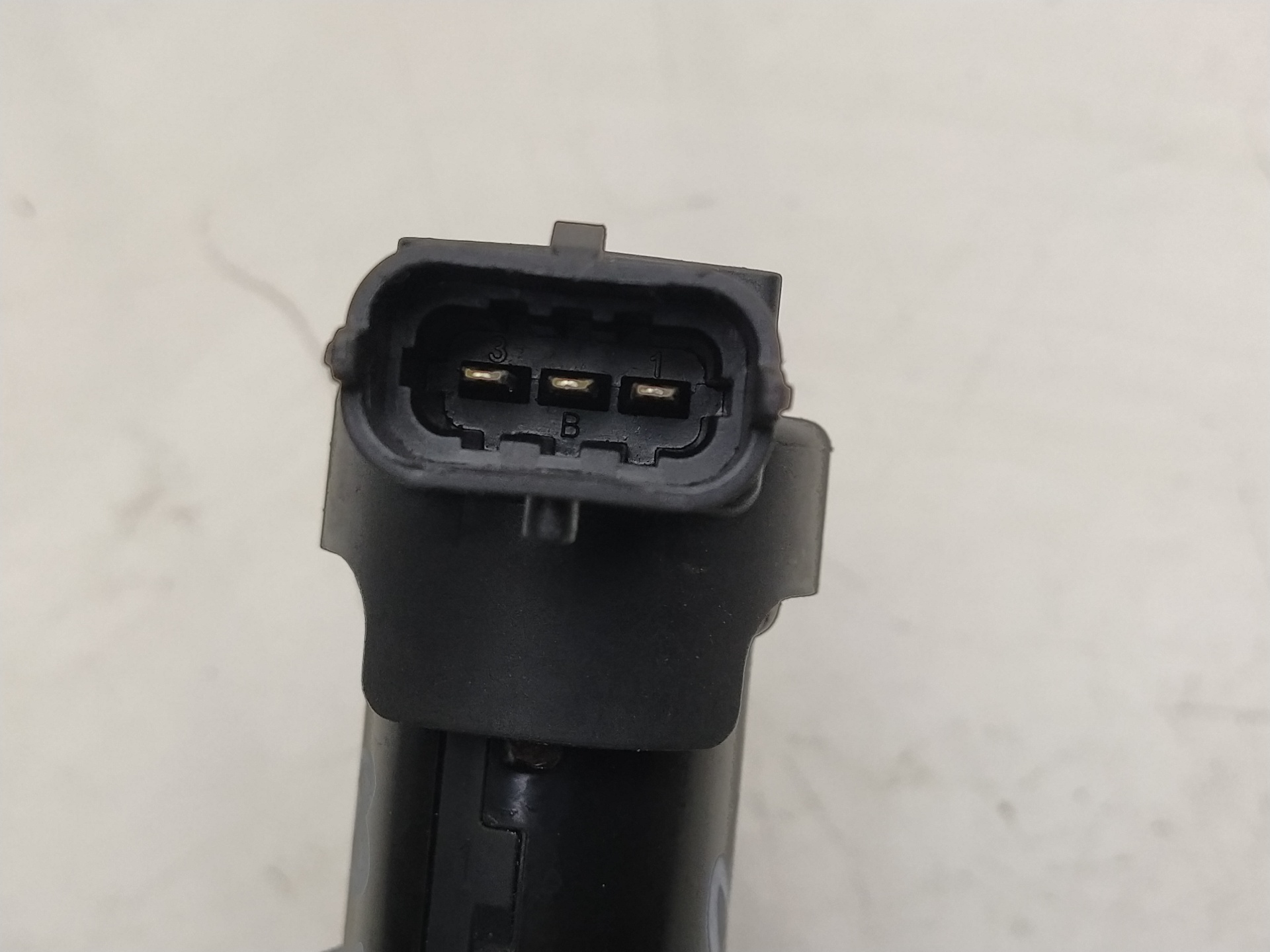 PEUGEOT 108 1 generation (2015-2021) High Voltage Ignition Coil 9671214580 24022476