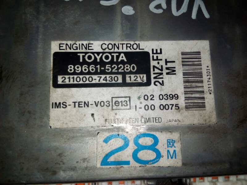 VOLKSWAGEN Yaris Verso 1 generation (1999-2006) Engine Control Unit ECU 8966152280 18393751