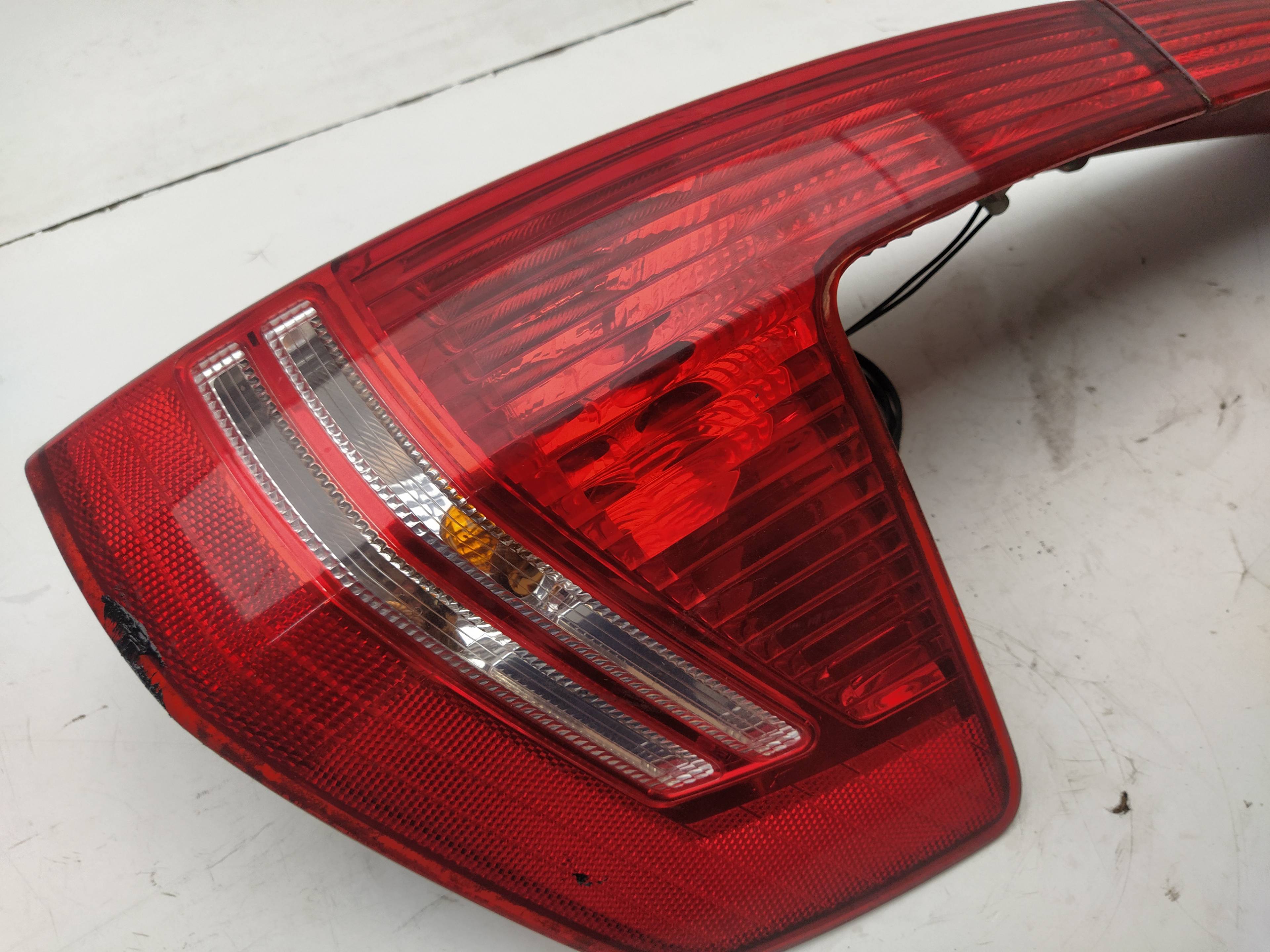 PEUGEOT C4 1 generation (2004-2011) Rear Right Taillight Lamp 9655863980 18605472