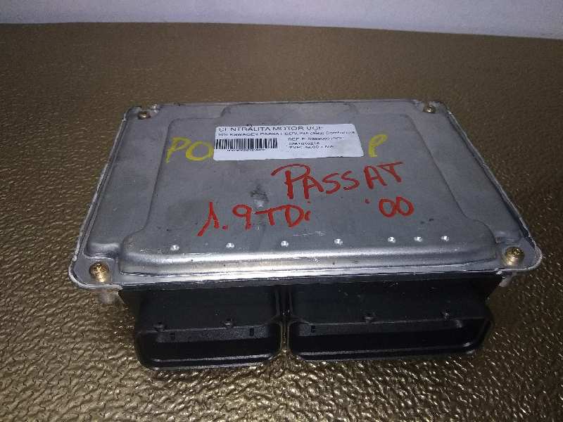 VOLKSWAGEN Passat B5 (1996-2005) Engine Control Unit ECU 038906019CD,0281010218,28SA4308 18438100