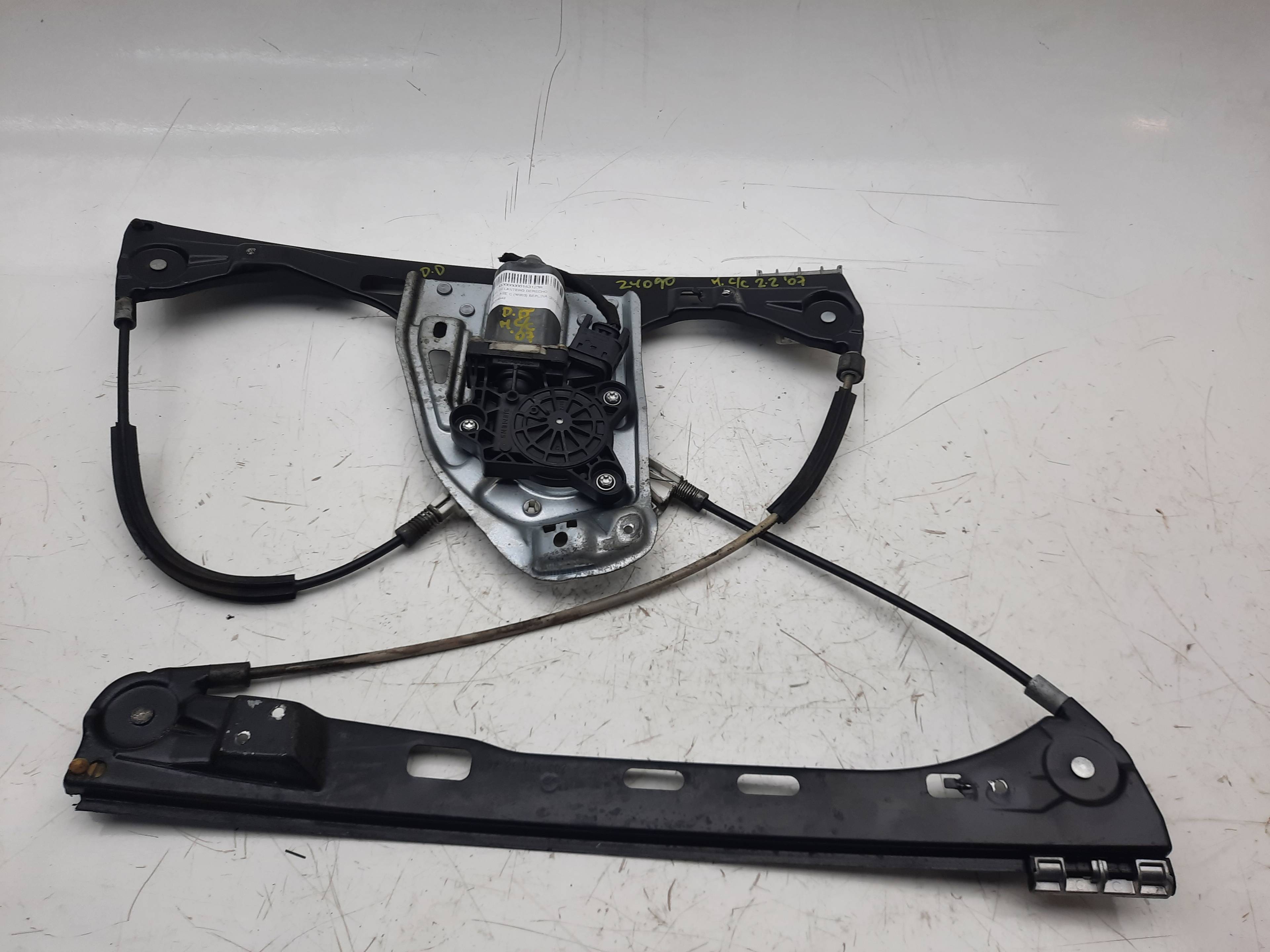 MERCEDES-BENZ C-Class W203/S203/CL203 (2000-2008) Front Right Door Window Regulator A2208204542 18467344