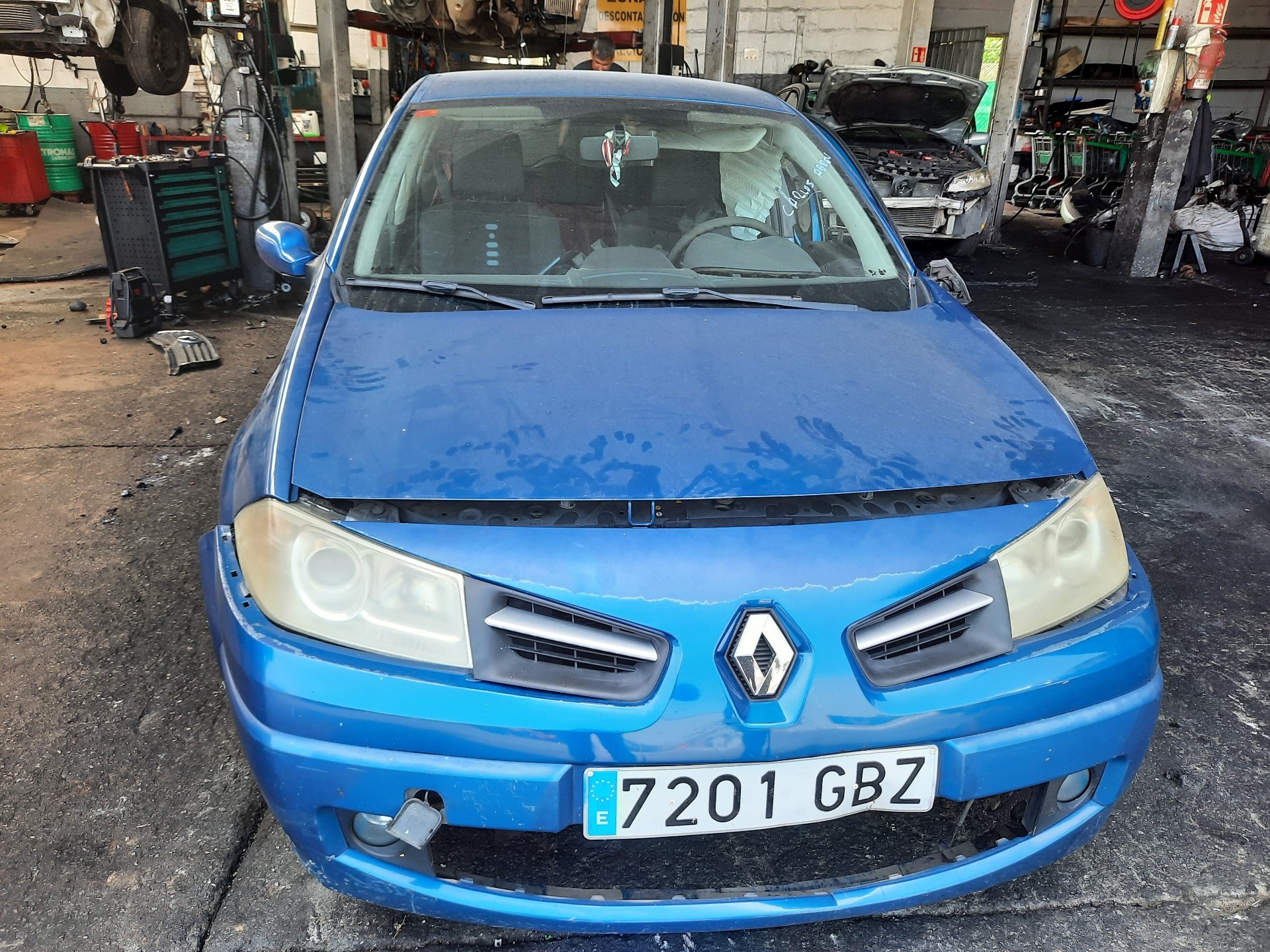 RENAULT Megane 2 generation (2002-2012) Двигатель K9K732 25827047