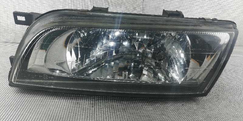 NISSAN Almera N15 (1995-2000) Front Left Headlight 18465873