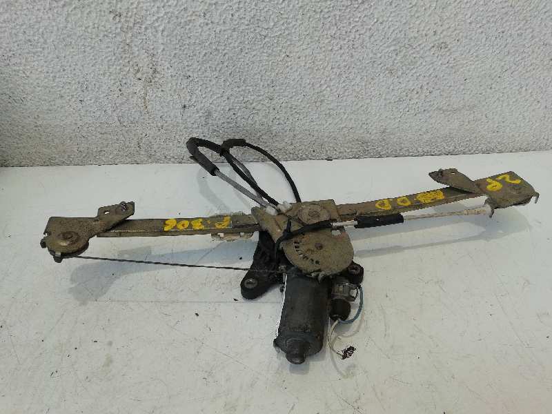 PEUGEOT 306 1 generation (1993-2002) Front Right Door Window Regulator 130821849,130821648,570 18517569