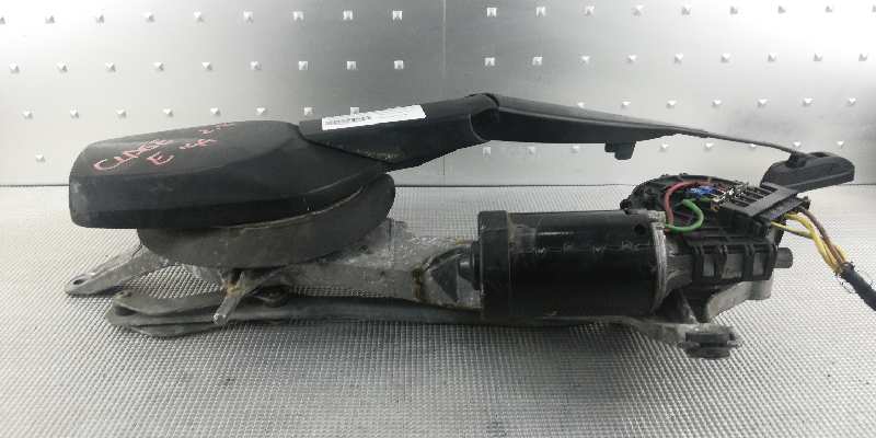 MERCEDES-BENZ E-Class W210 (1995-2002) Front Windshield Wiper Mechanism 0390241420 18478183