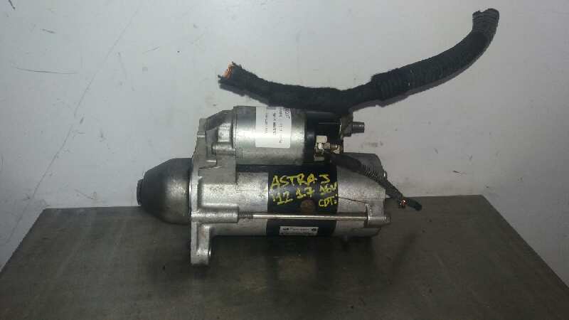 OPEL Astra J (2009-2020) Startmotor 55570068 25906051