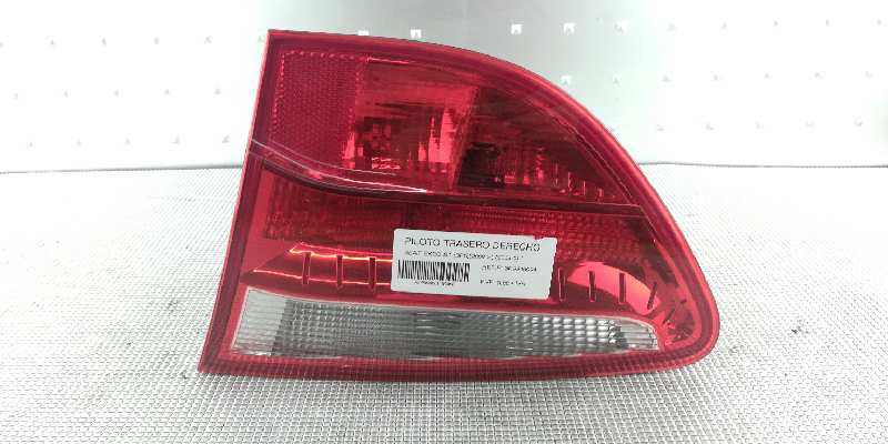 SEAT Exeo 1 generation (2009-2012) Rear Right Taillight Lamp 3R9945094 18502912