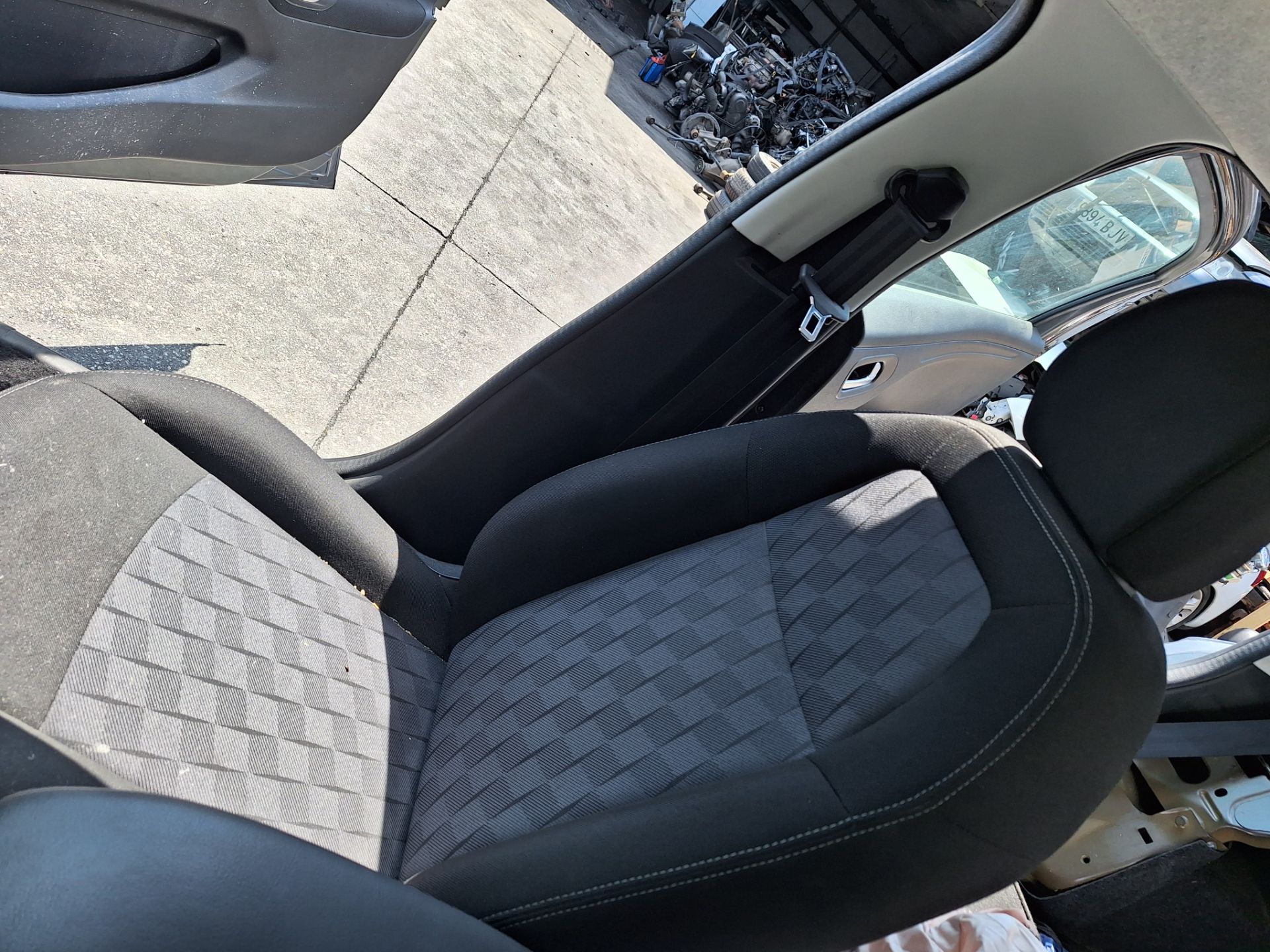 CITROËN C-Elysee 2 generation (2012-2017) Front Right Seat 25393001