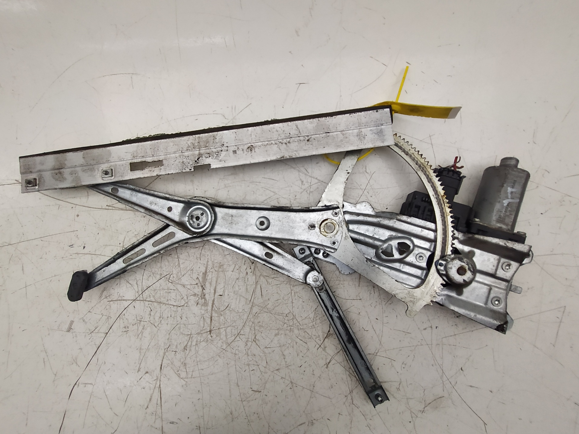 OPEL Astra J (2009-2020) Front Left Door Window Regulator 994886100 25219624