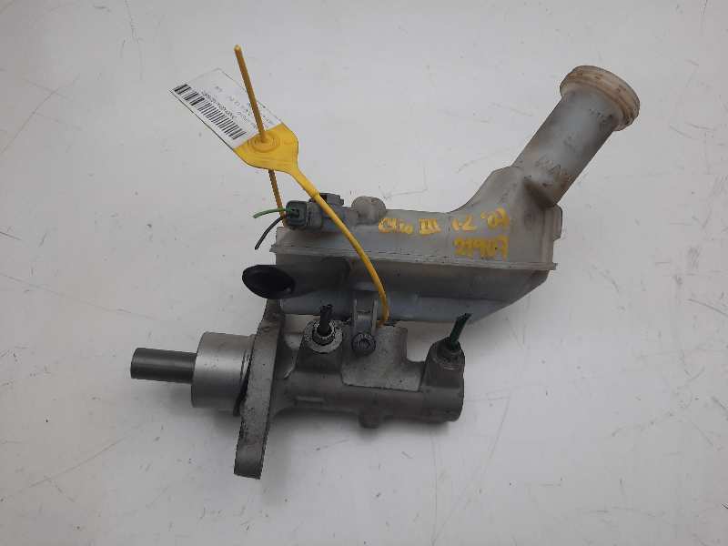 AUDI Clio 3 generation (2005-2012) Brake Cylinder 8200129956 18541709