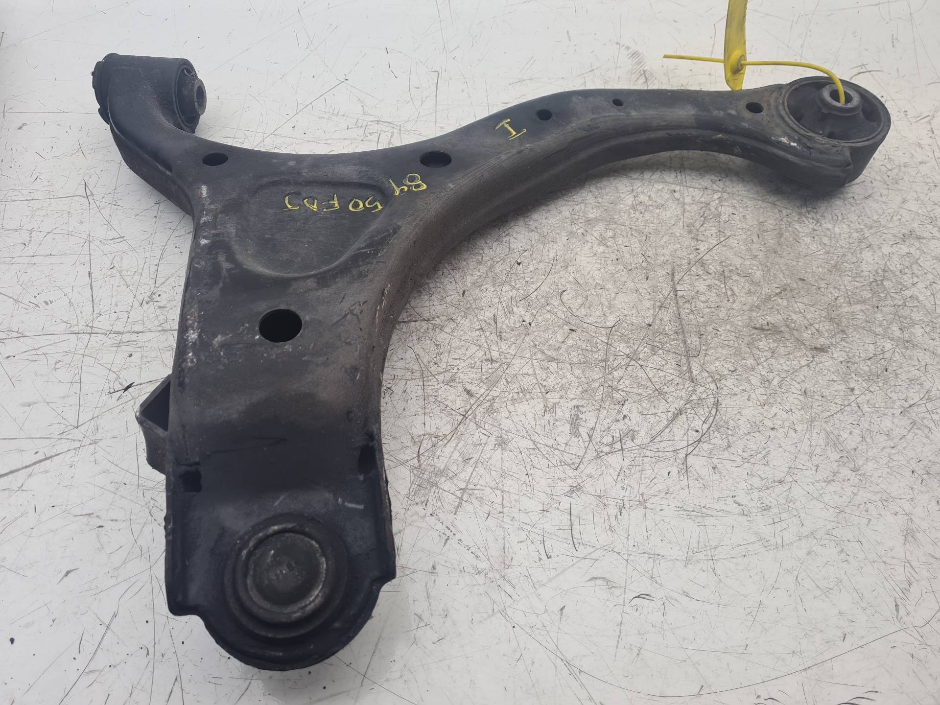 HYUNDAI Santa Fe CM (2006-2013) Front Left Arm 545002B500 24009734