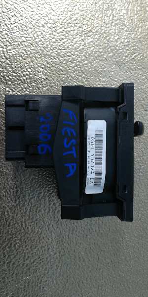 FORD Fiesta 5 generation (2001-2010) Headlight Switch Control Unit 6S6T13A024EA 18428257