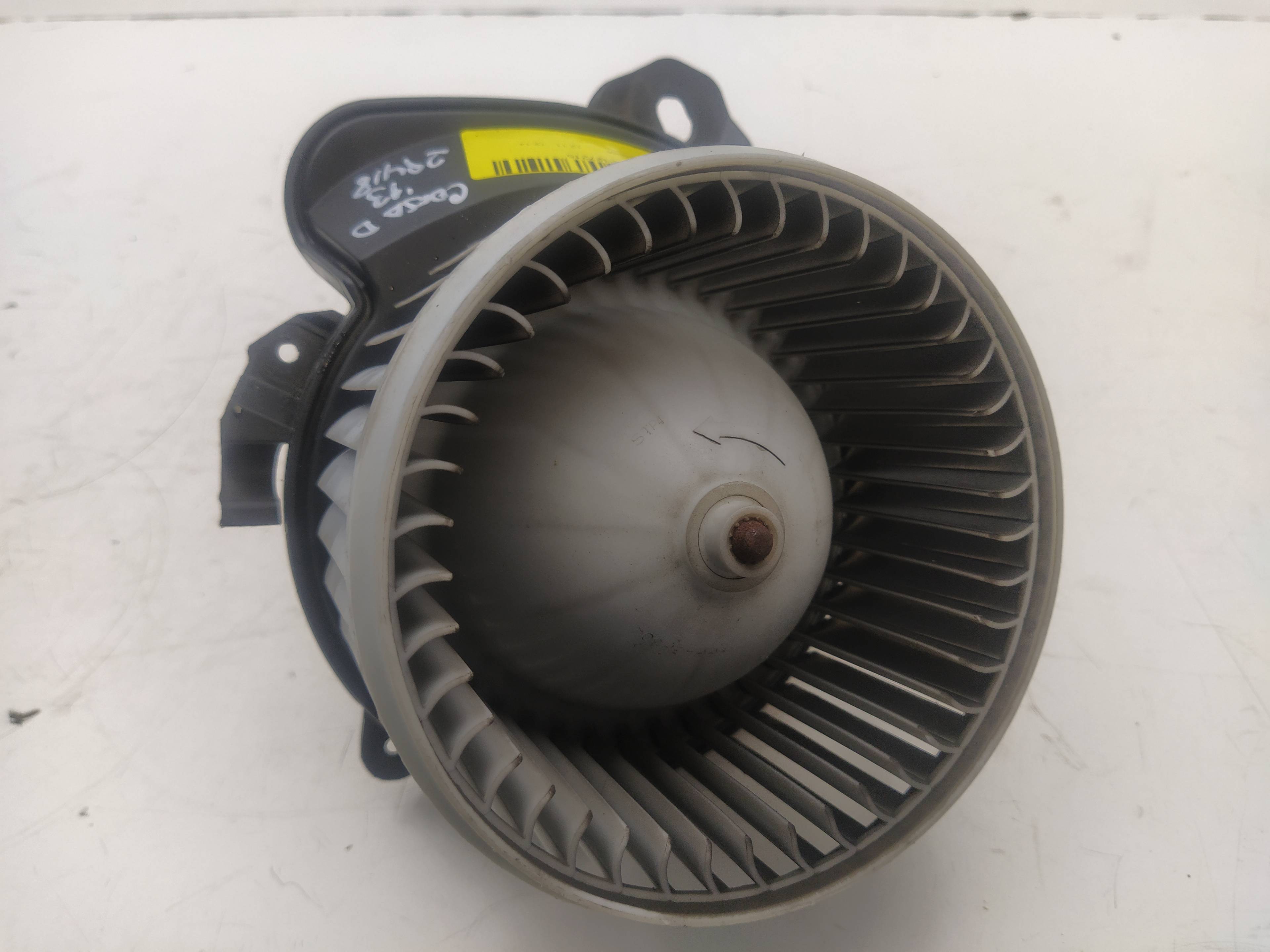 OPEL Corsa D (2006-2020) Fűtésventilátor 13335075 25914954