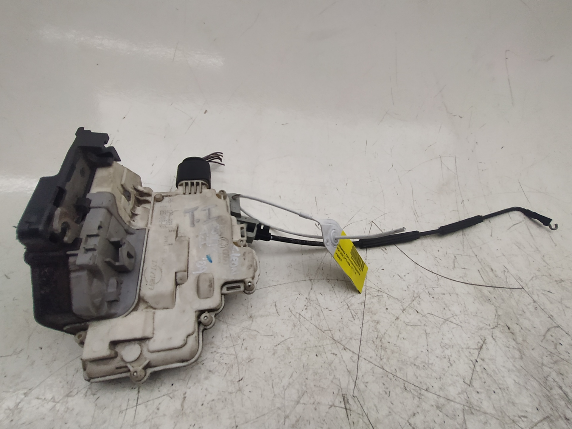 SEAT Leon 2 generation (2005-2012) Rear Left Door Lock 1P0839015 22548115