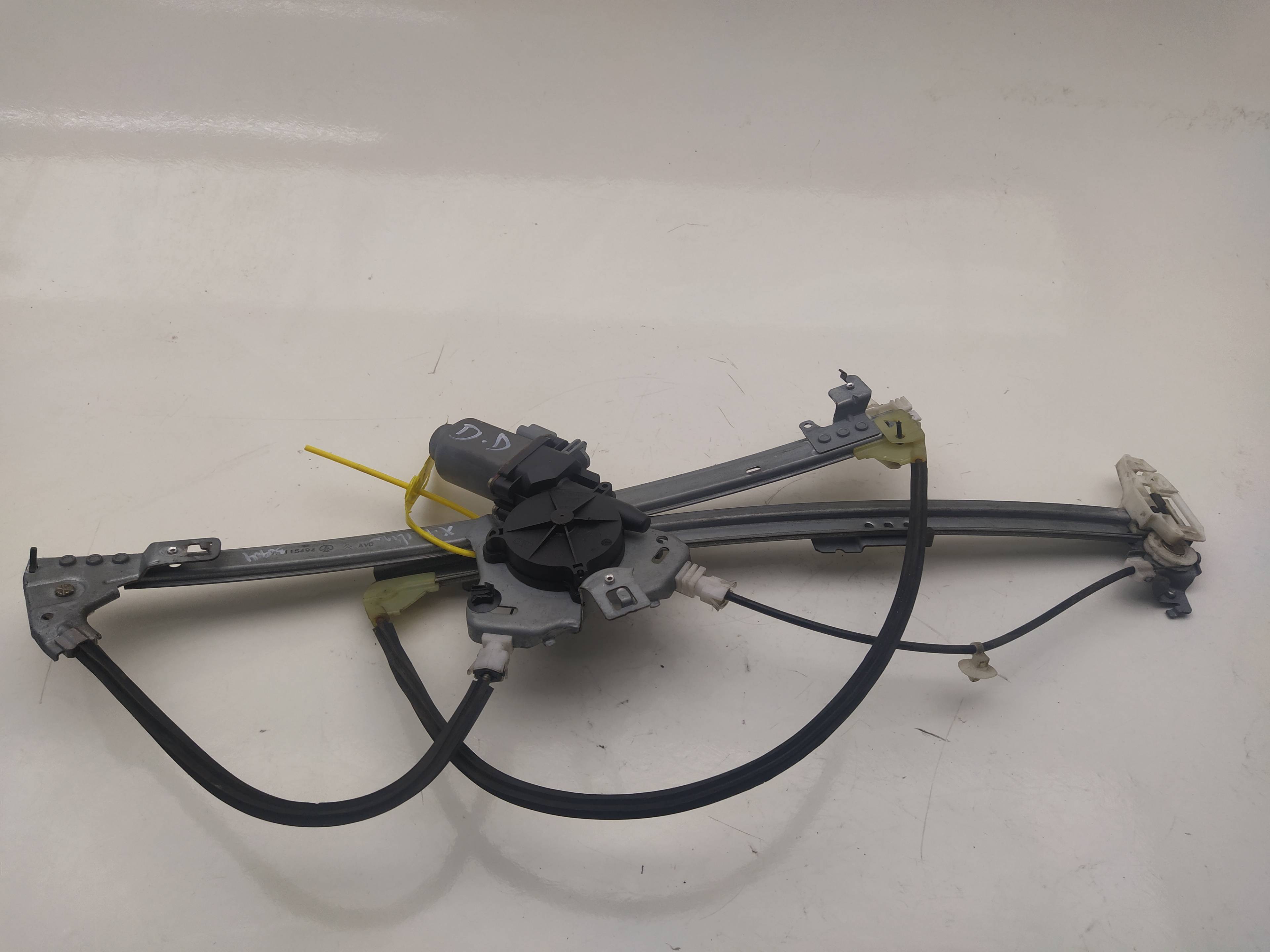 CITROËN Xsara 1 generation (1997-2004) Front Right Door Window Regulator 400679T1 18664823