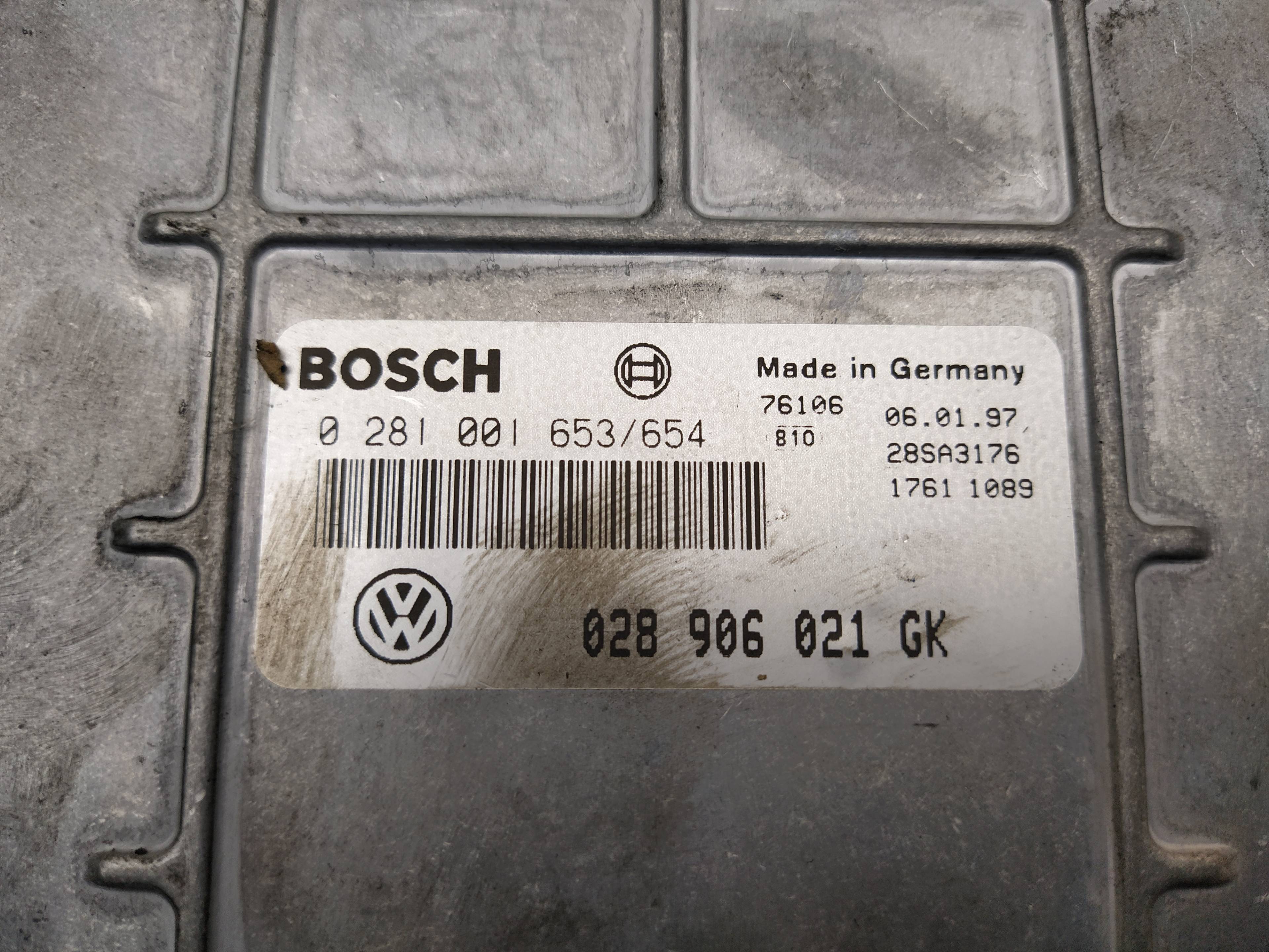 VOLKSWAGEN Passat B5 (1996-2005) Engine Control Unit ECU 0281001658, 028906021GK 20139719