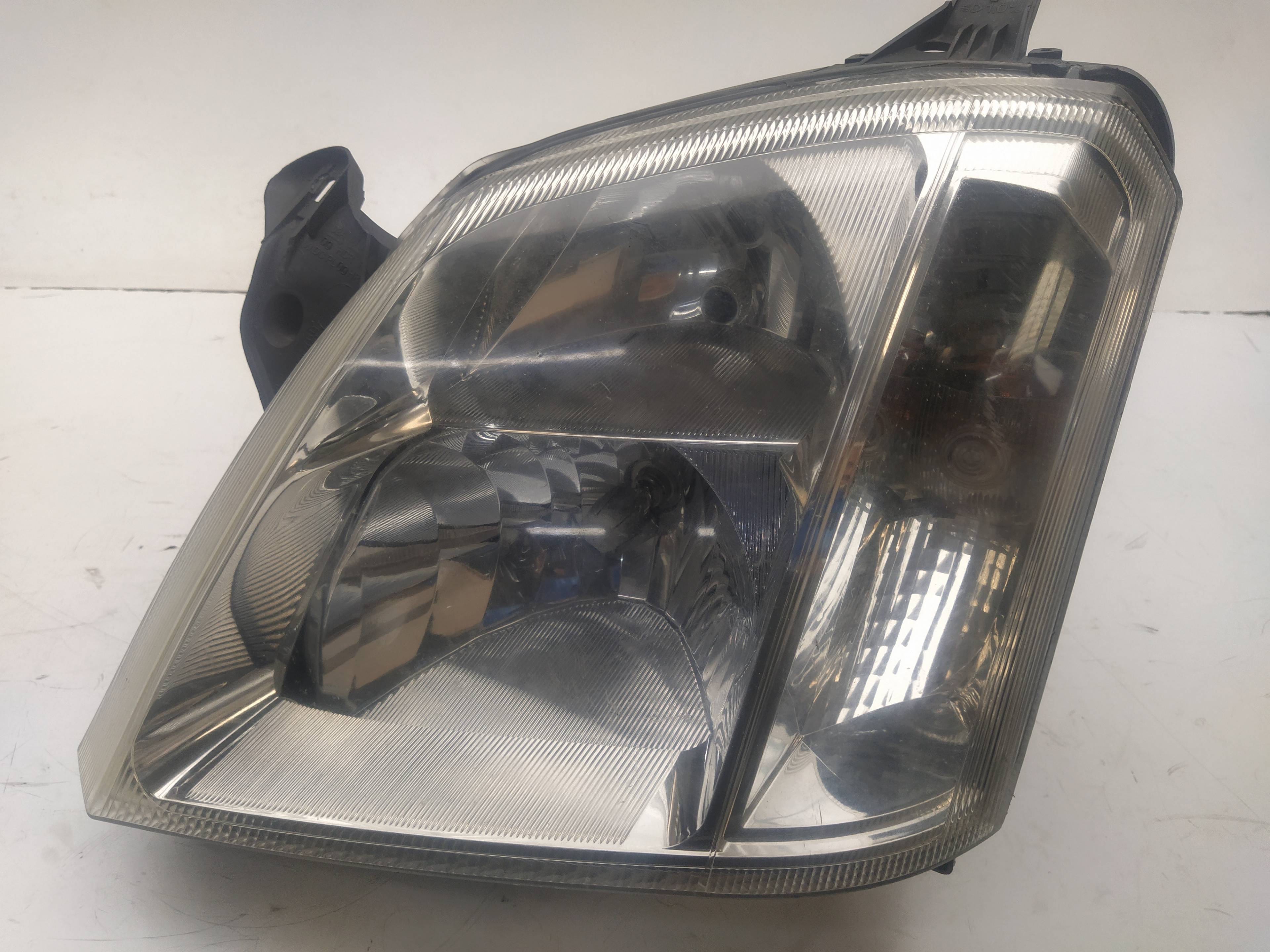 OPEL Meriva 1 generation (2002-2010) Fram vänster strålkastare 93321052, 89308550 18597114