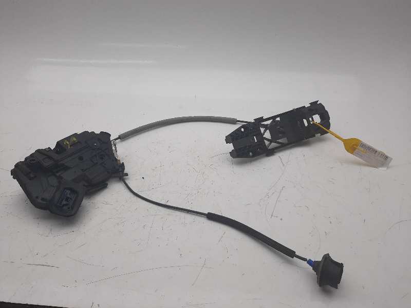 SEAT Leon 3 generation (2012-2020) Front Left Door Lock 5K1837015E 18465818