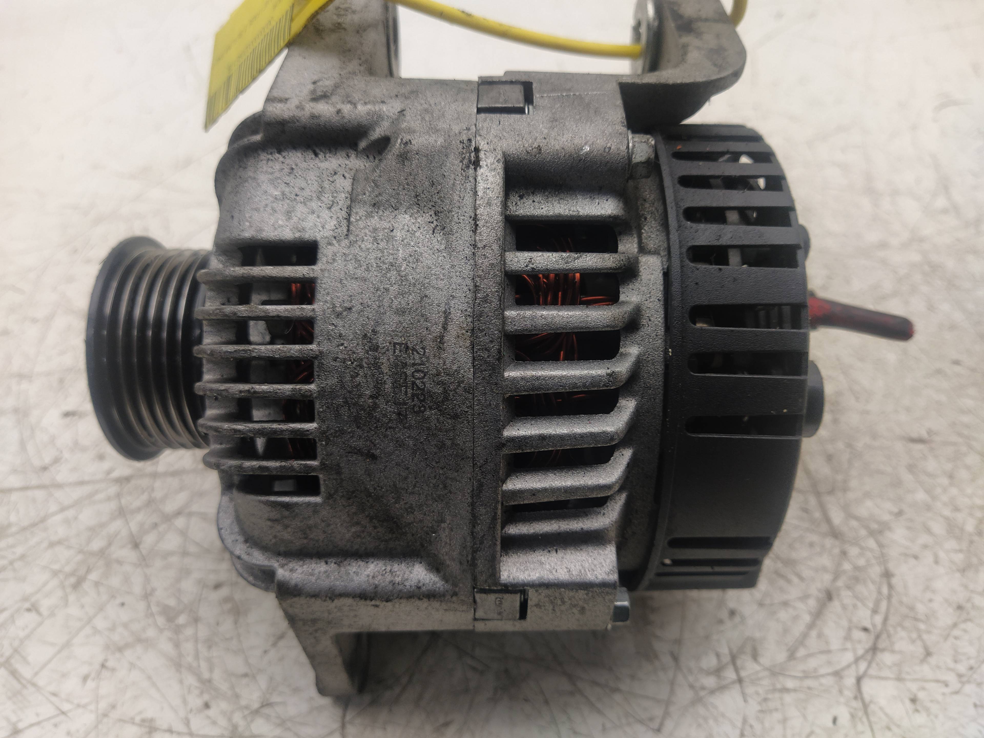 RENAULT Megane 1 generation (1995-2003) Alternator 7700431943 24011374