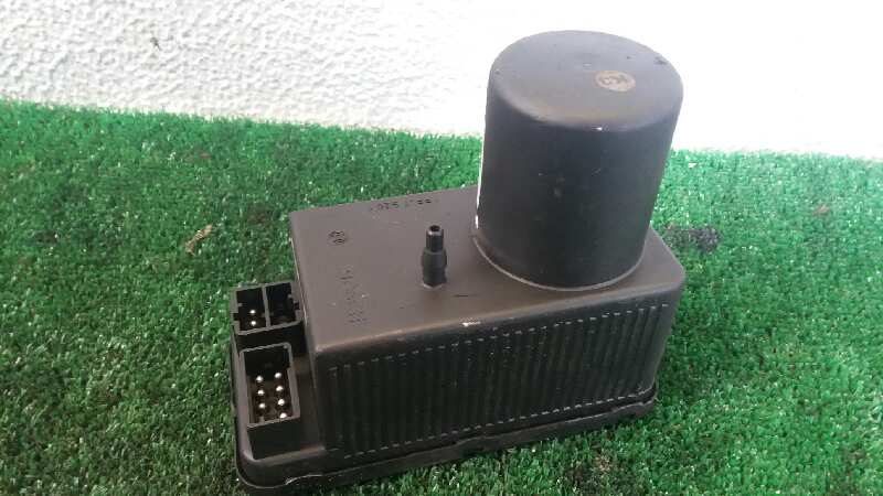 MERCEDES-BENZ C-Class W202/S202 (1993-2001) Other Control Units 2028001648 18426471