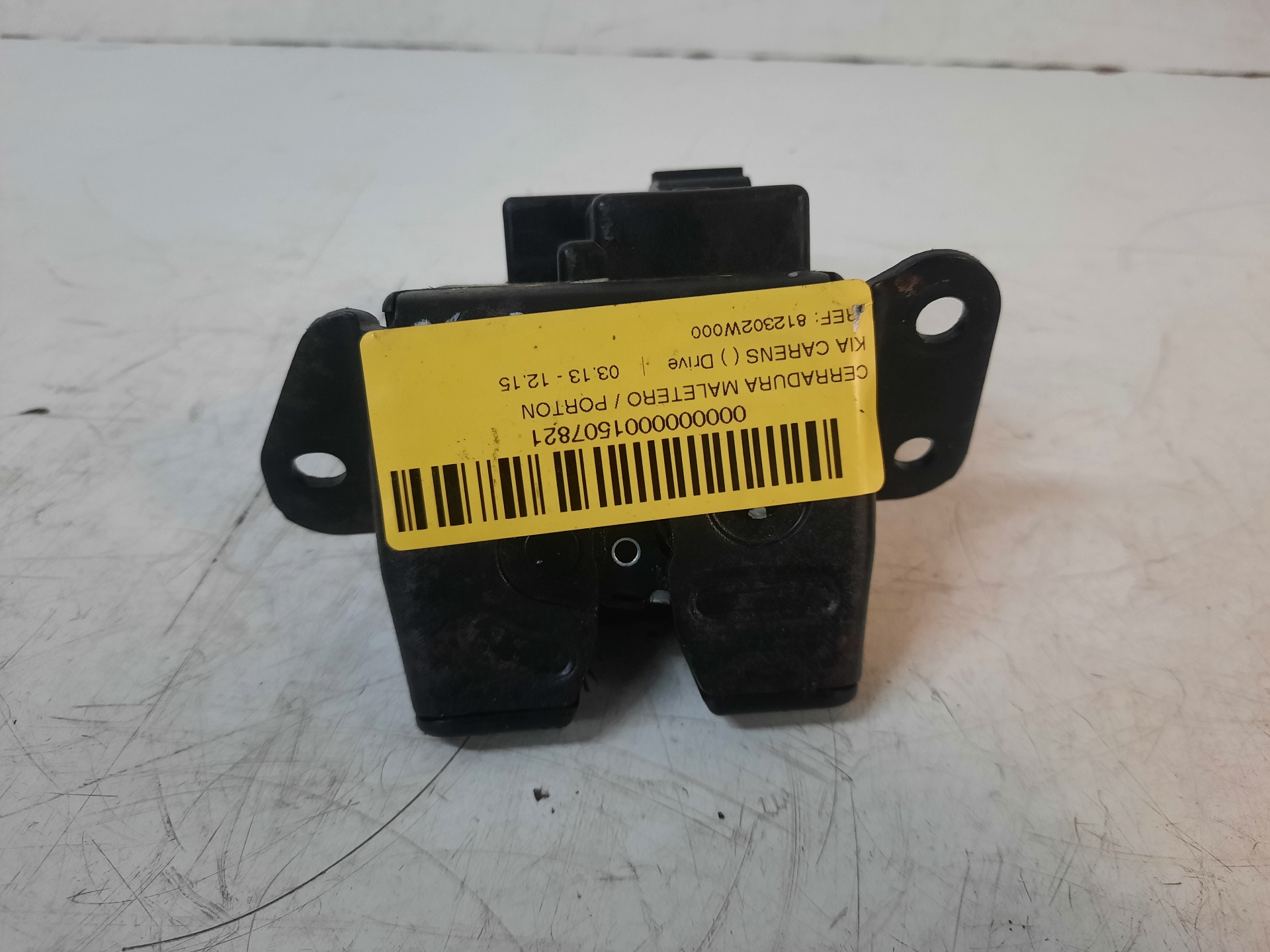 KIA Carens 3 generation (RP) (2013-2019) Tailgate Boot Lock 812302W000 18479000