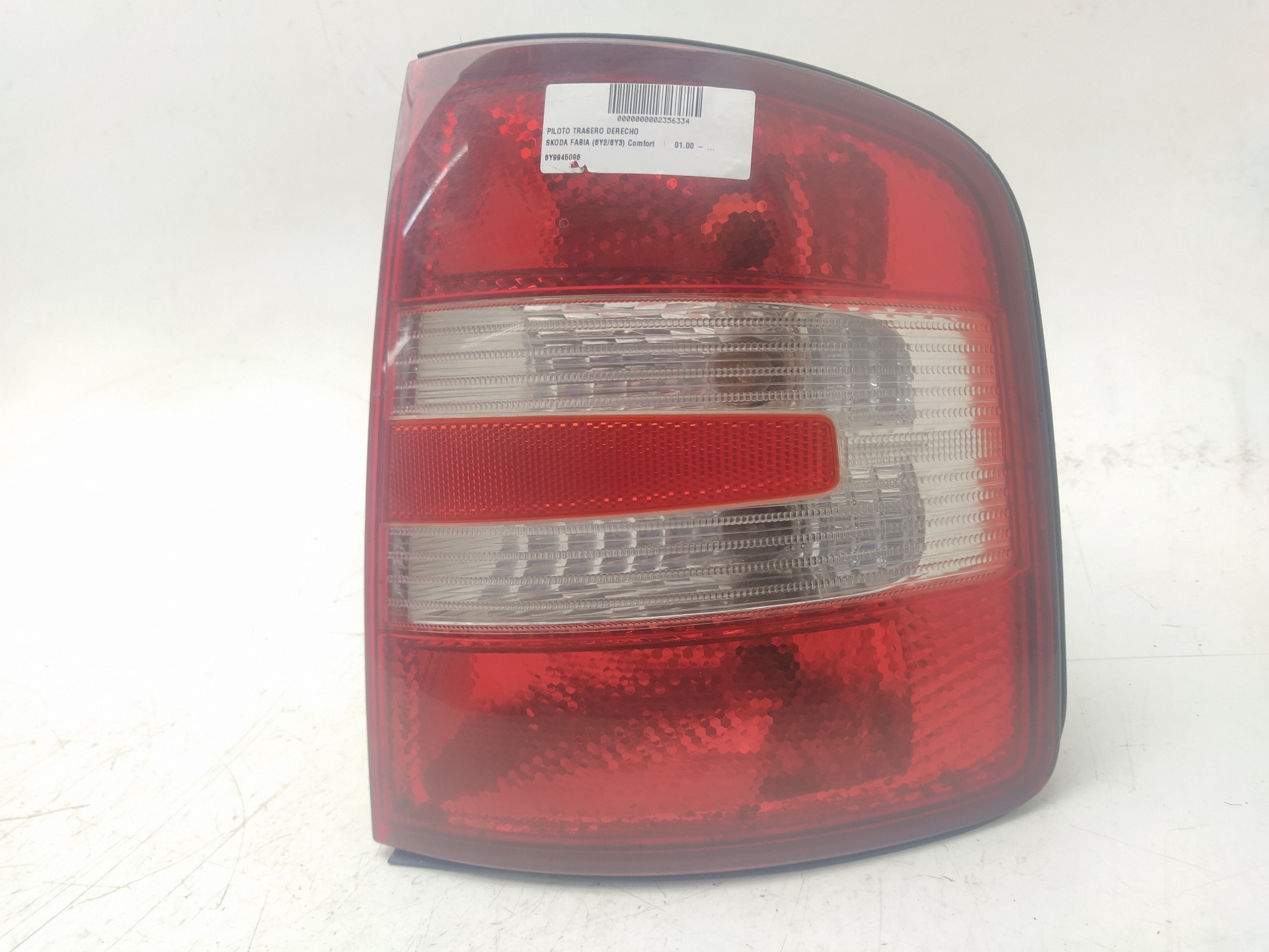 SKODA Fabia 6Y (1999-2007) Rear Right Taillight Lamp 6Y9945096 23685594