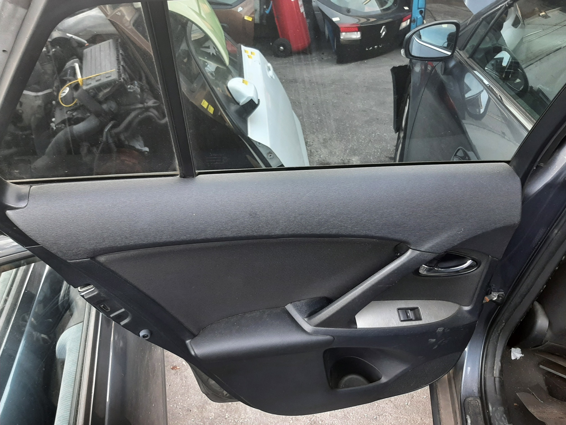 TOYOTA Avensis T27 1 generation (2006-2012) Rear left door window lifter AV2621004350, 8570102010 23720613