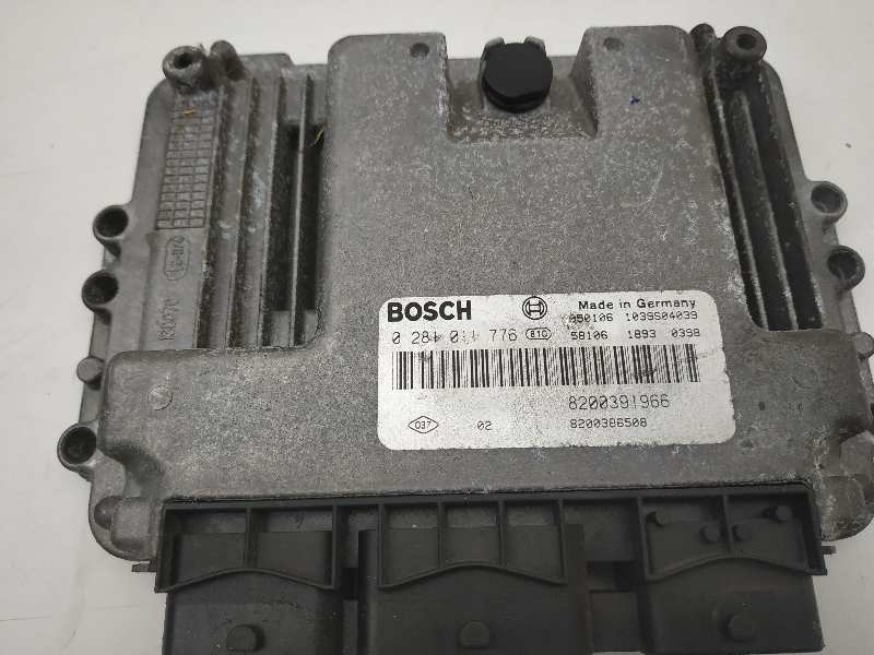 RENAULT Scenic 2 generation (2003-2010) Engine Control Unit ECU 0281011776,8200391966,1039S04039 18528542