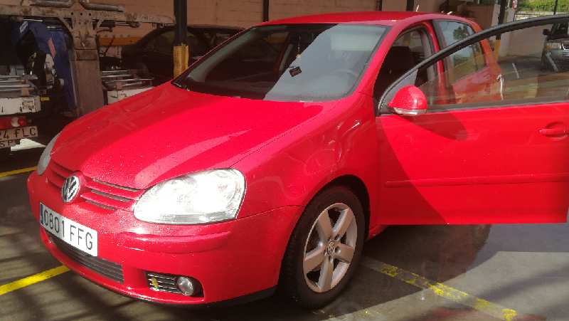 VOLKSWAGEN Golf 5 generation (2003-2009) Регулатор на прозореца на предната лява врата 1K4837461B,5K0959701A 18466494