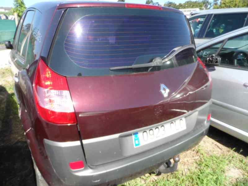 RENAULT Scenic 2 generation (2003-2010) Priekinis dešinys pusašis 8200790517 18347976