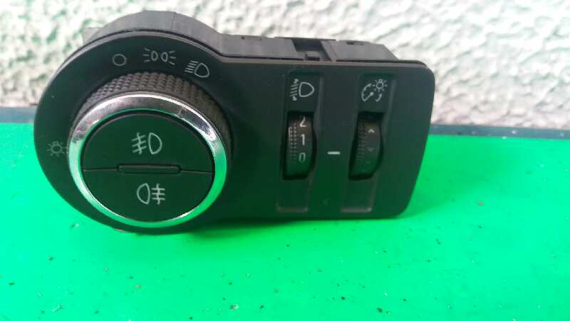 CHEVROLET Cruze 1 generation (2009-2015) Headlight Switch Control Unit 13301749 18415967