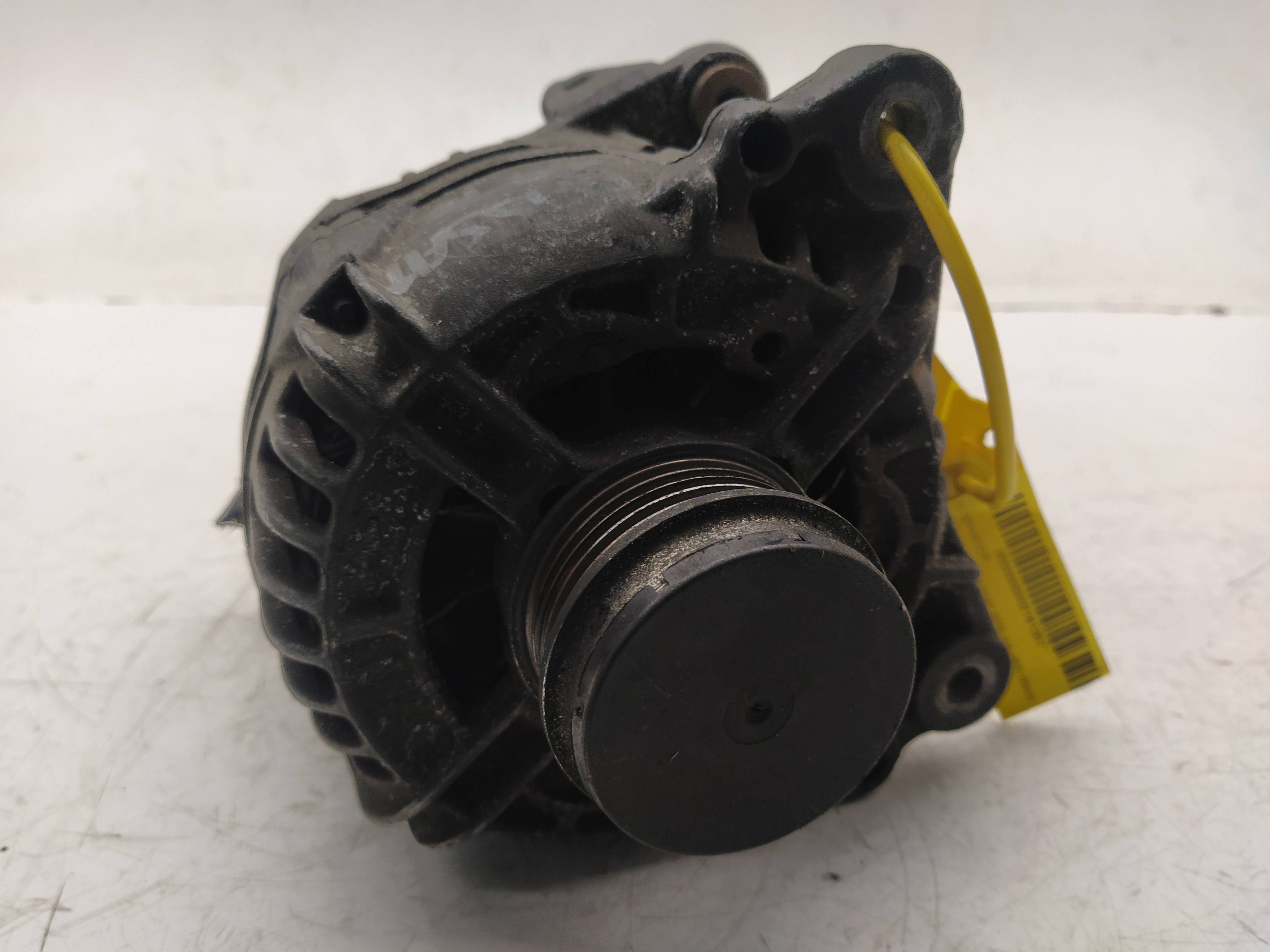 VOLKSWAGEN Passat B5 (1996-2005) Alternator 028903029B 18629981