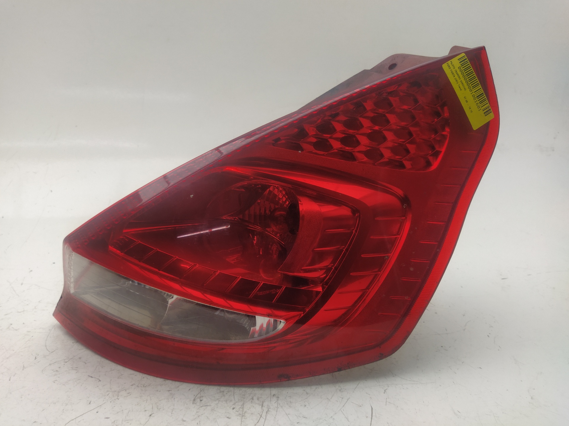 FORD Fiesta 5 generation (2001-2010) Rear Right Taillight Lamp 8A6113404A 24021185