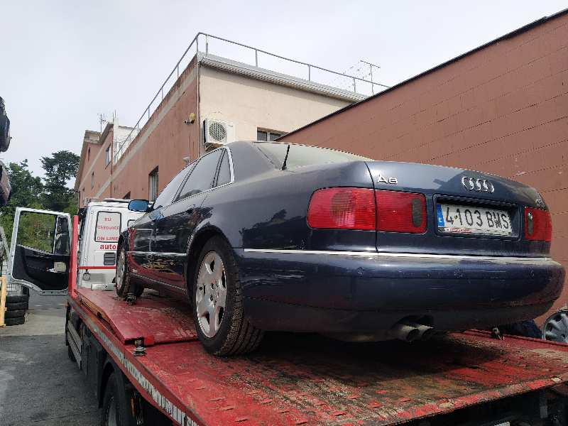 AUDI A8 D2/4D (1994-2002) Замок двери передний правый 4D1837016D 18551796