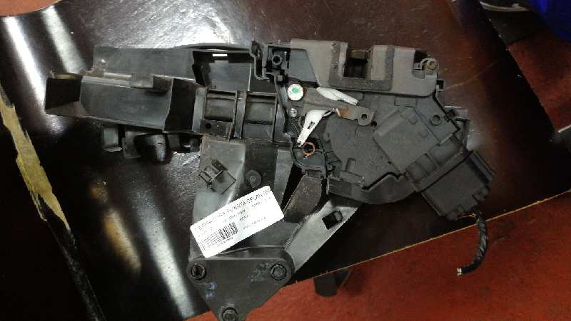 PEUGEOT Focus 2 generation (2004-2011) Front Right Door Lock 4892360 18402874