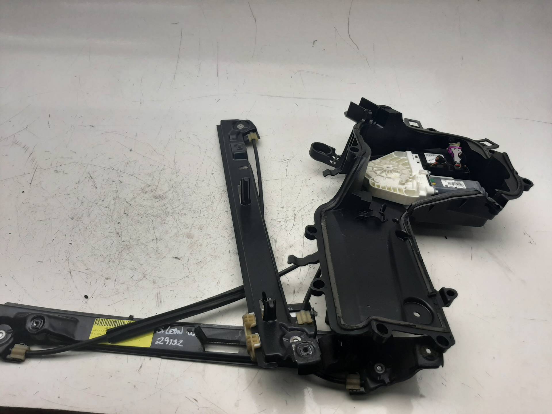 CHEVROLET Leon 2 generation (2005-2012) Front Right Door Window Regulator 190837402A 18582587