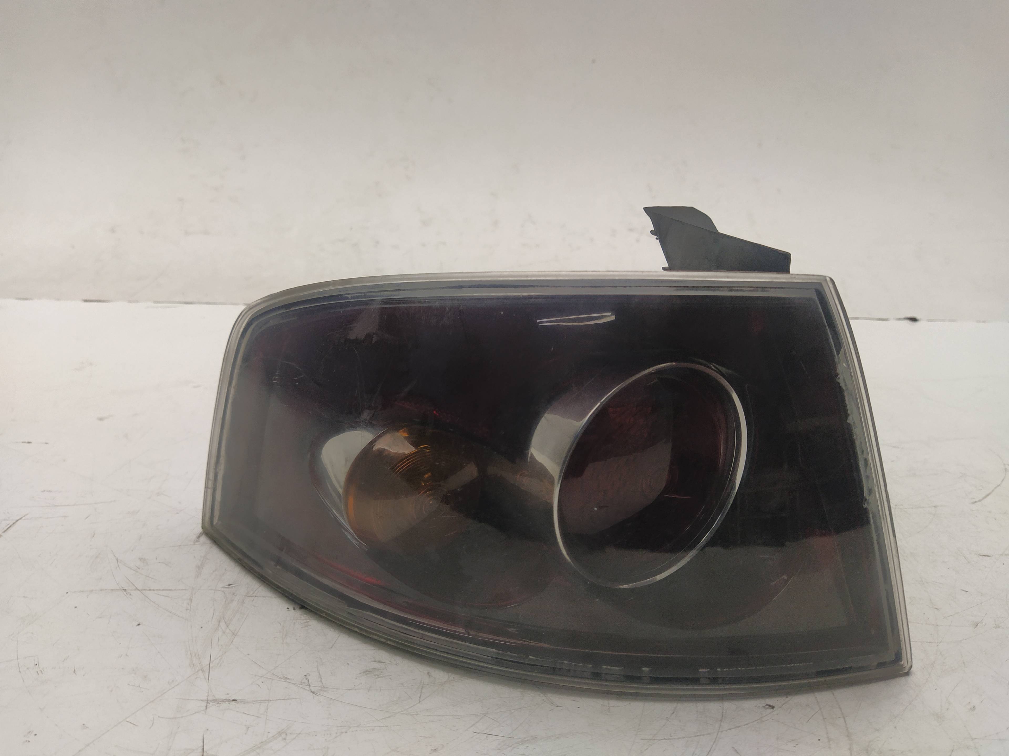 SEAT Cordoba 2 generation (1999-2009) Rear Left Taillight 6L6945095E 18549710