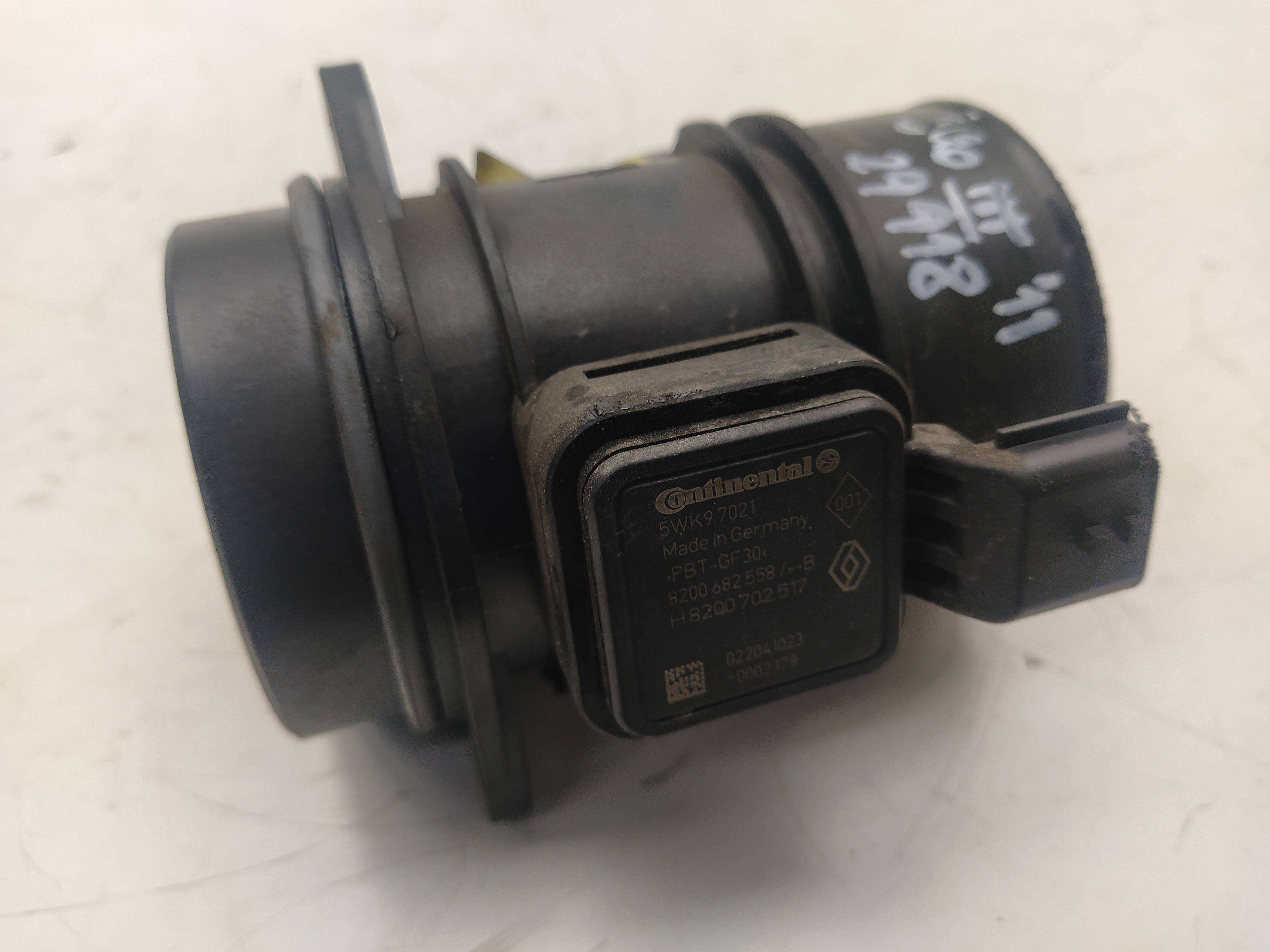 RENAULT Clio 3 generation (2005-2012) Mass Air Flow Sensor MAF 8200682558B, 5WK97021 18615373