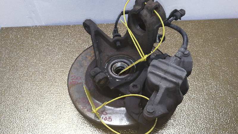 CITROËN Xsara Picasso 1 generation (1999-2010) Front Left Wheel Hub 18439655